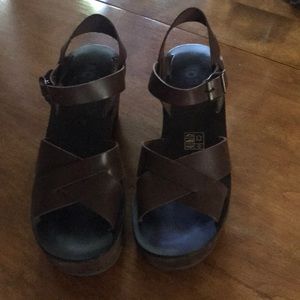 Kork ease suede and leather